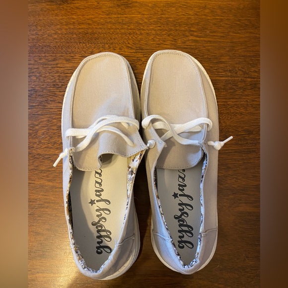 Gypsy Jazz Shoes Gypsy Jazz Slip On Beige Canvas Shoes Size 9 Brand